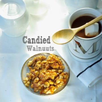 candied walnut ideal for snacking in winter